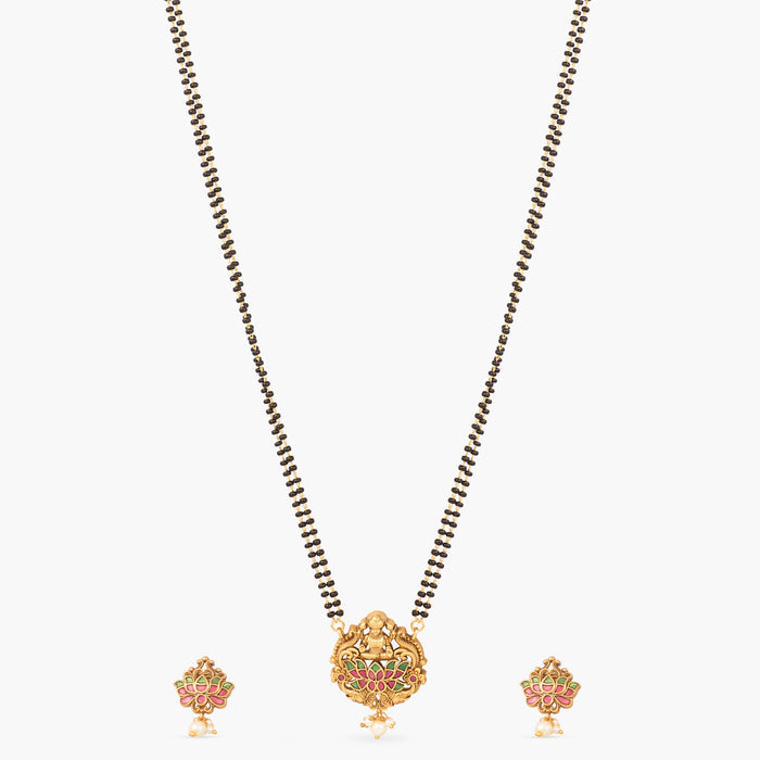 Aadhira Antique Black Beads Necklace Set