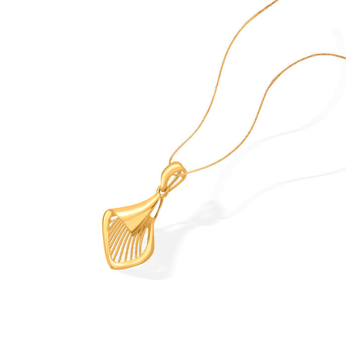 Amber Rhombus Classic Gold Pendant