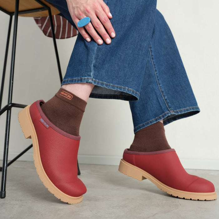 Billie Clog // Brick Red