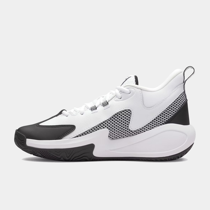Under Armour Curry 3Z 25 basketball shoes in white and black with mesh panels and textured outsole, side view.