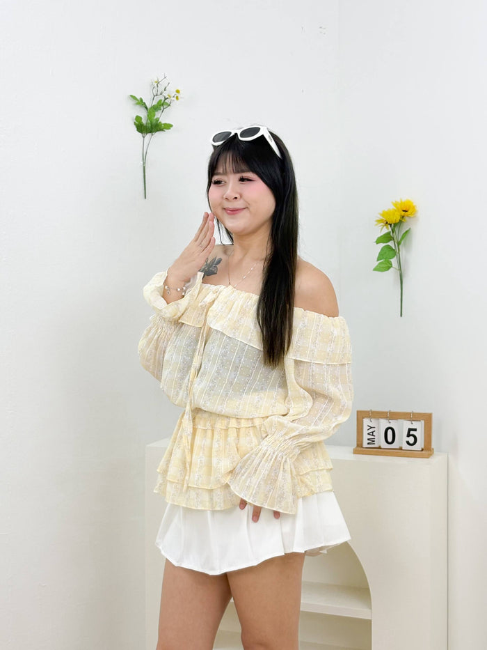Dahlia Ruffle Blouse (Yellow)