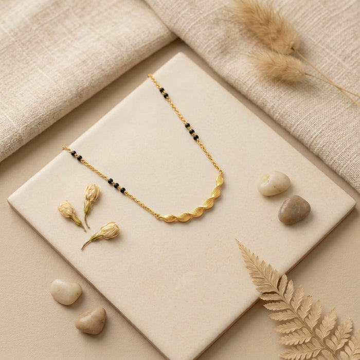 Defined Grace 9Kt Gold Mangalsutra
