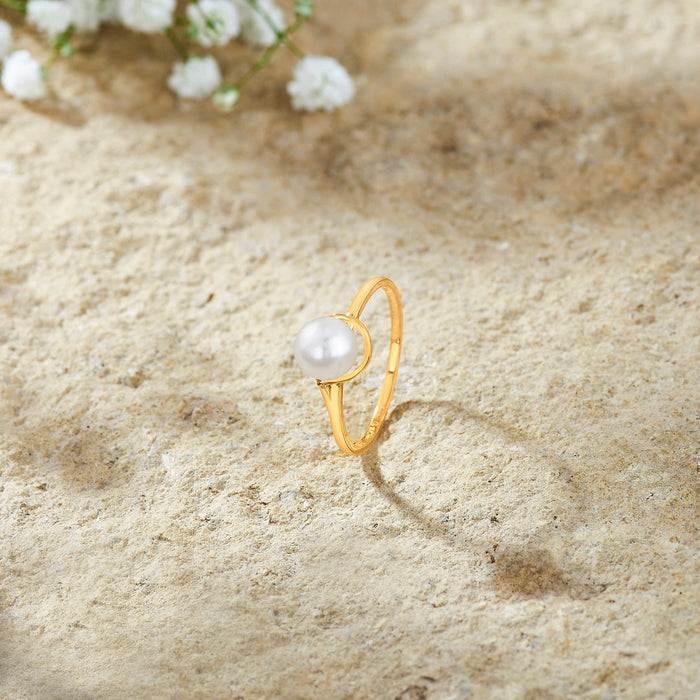 Moonlit Mist Pearl Gold Ring
