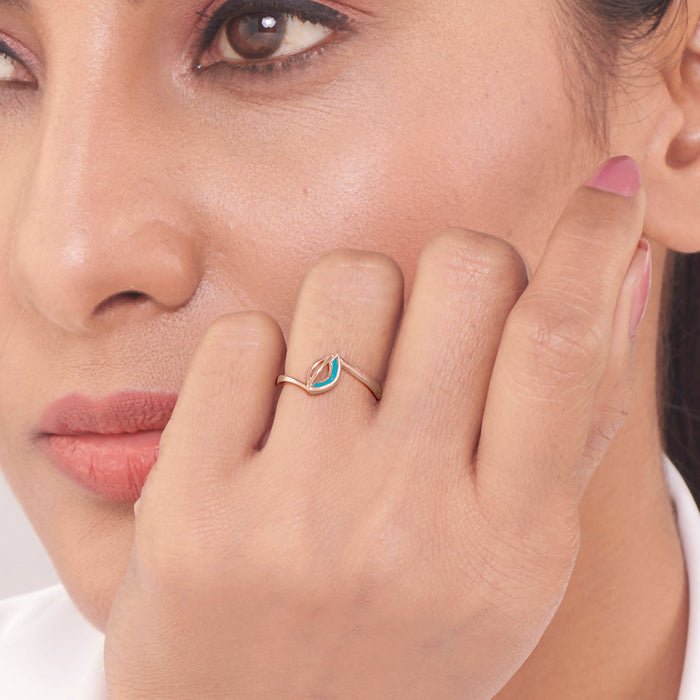 Thin Trace Gold Ring for Her