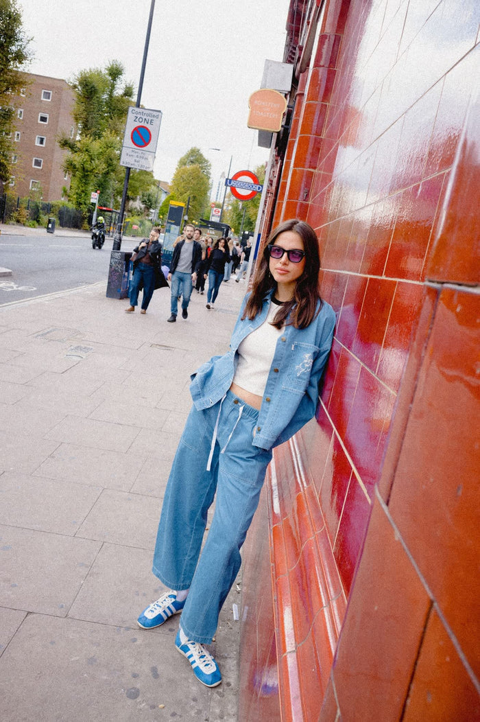 Women's Utility Everyday Barrel Pant in the color Light Stone Wash - Women's Lifestyle 3.0