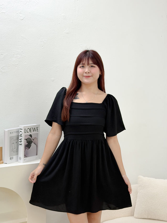 Willow Muse Babydoll Dress  (Black)